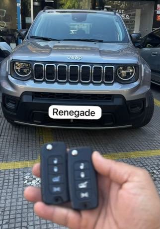 Chave codificada feita pela Auto Socorro Flash para Jeep Renegade, em Pinheiros, São Paulo